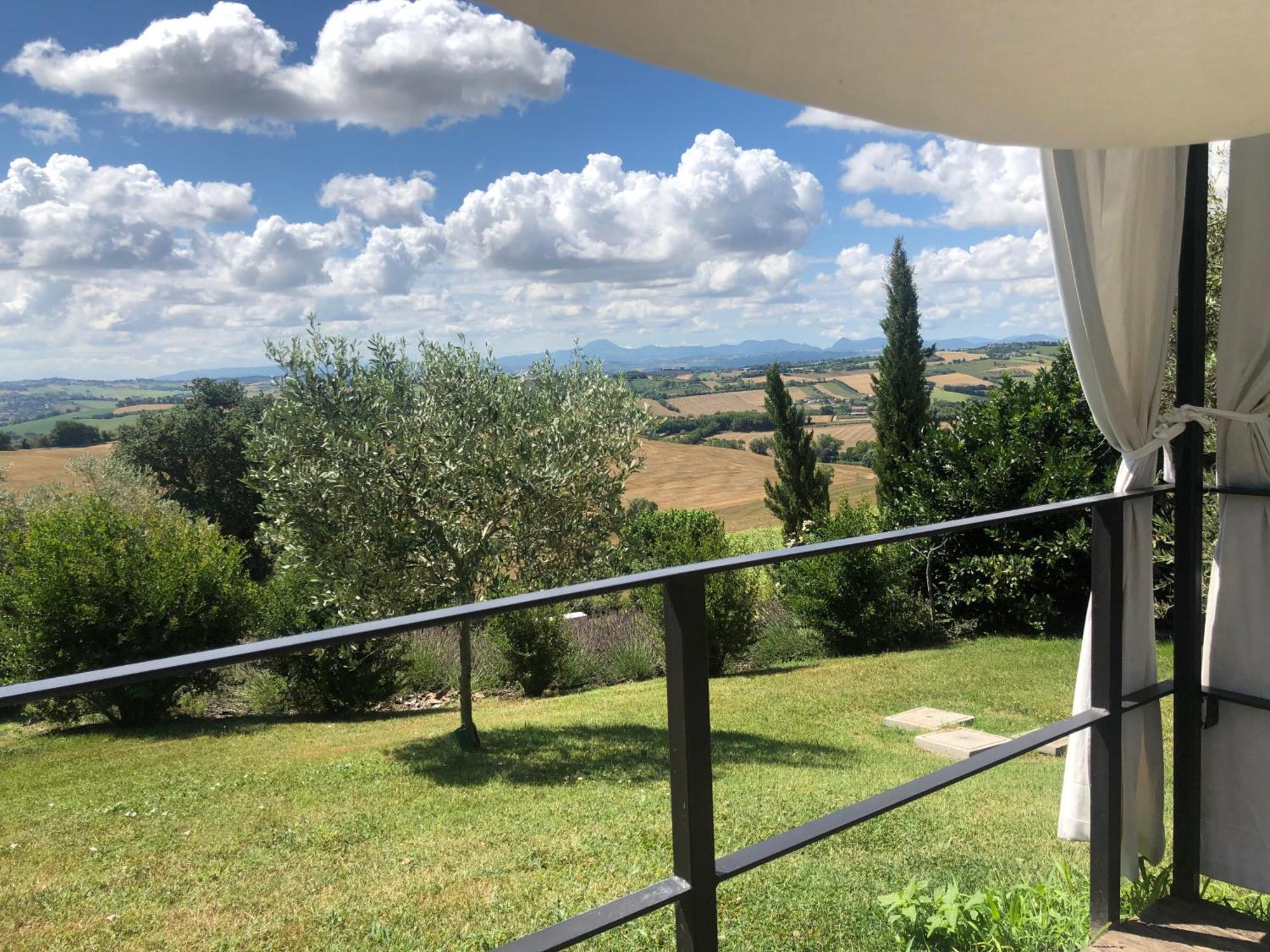 Solea Relais Di Charme- Adults Only Guest House Trecastelli Exterior foto