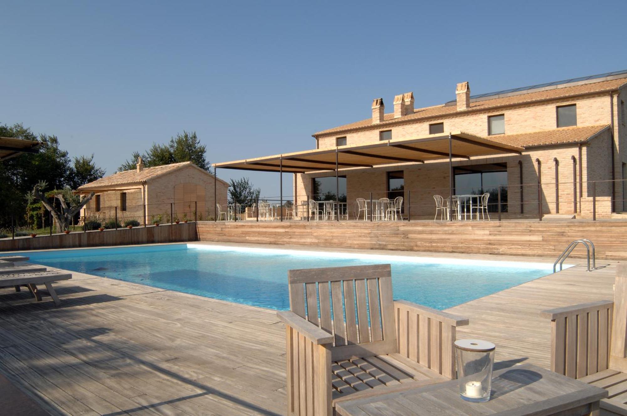 Solea Relais Di Charme- Adults Only Guest House Trecastelli Exterior foto