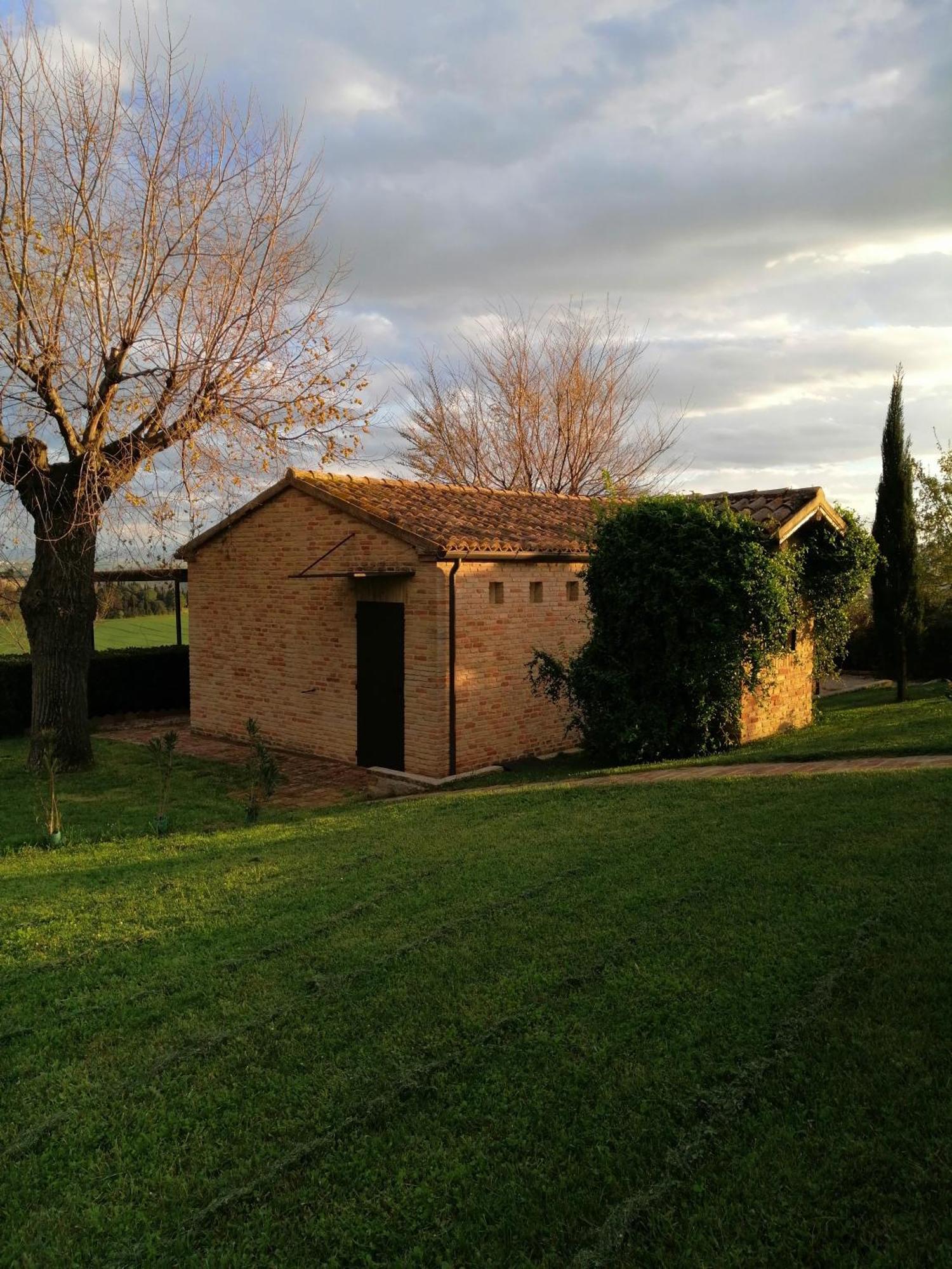 Solea Relais Di Charme- Adults Only Guest House Trecastelli Exterior foto